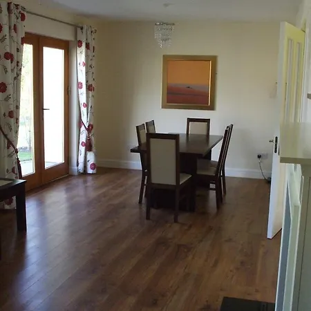 Lough Rynn Castle Self Catering * County Leitrim